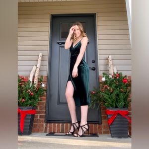 Betsey Johnson Emerald Green Velvet Midi Dress